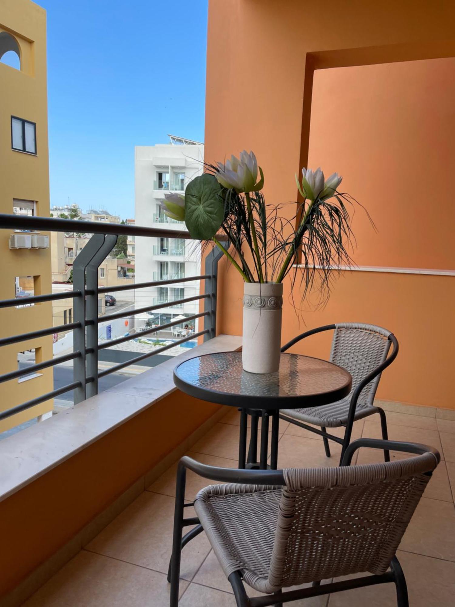 Vip Resort Apartment On Makenzie Beach ลาร์นาคา ภายนอก รูปภาพ