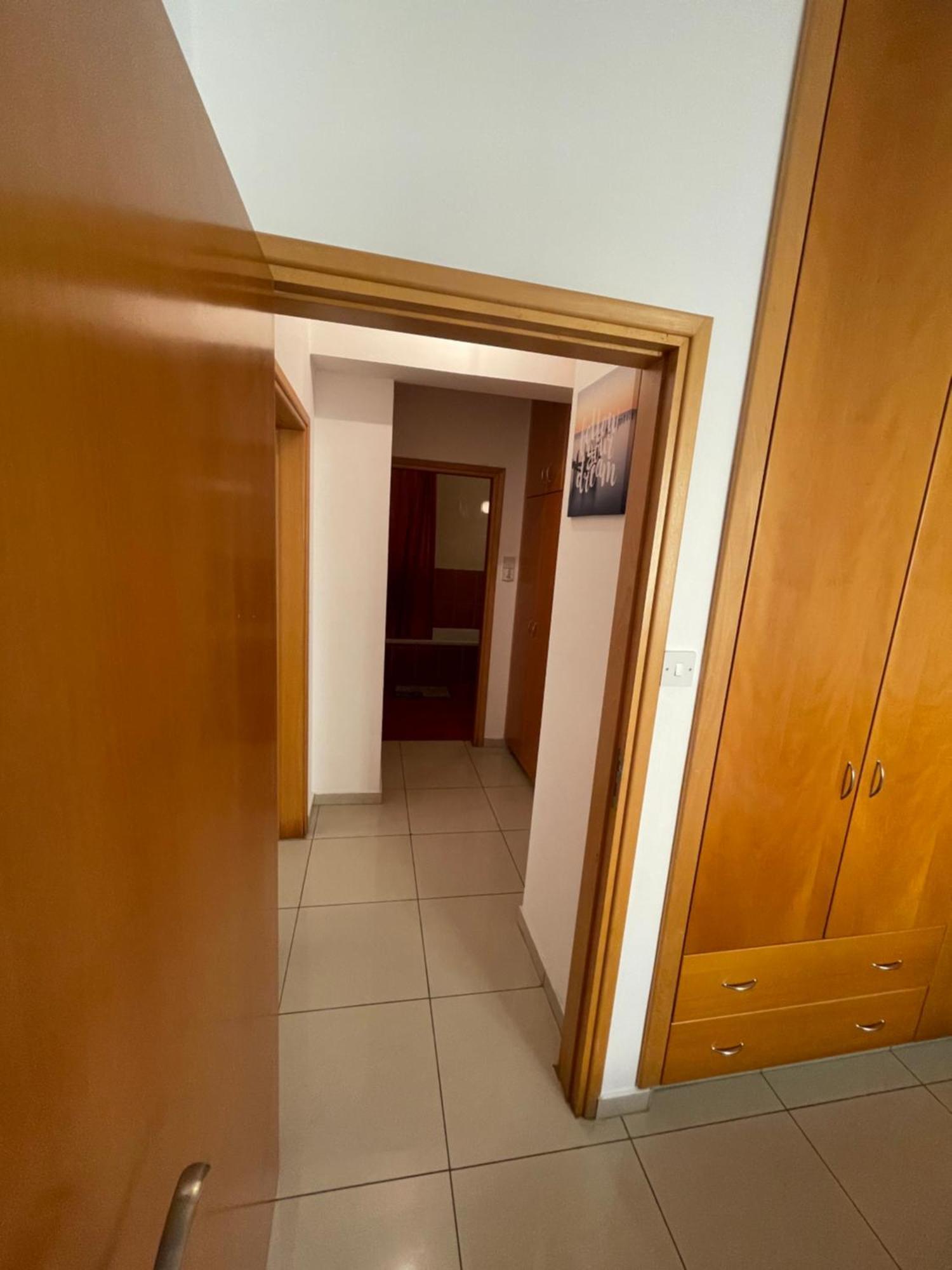 Vip Resort Apartment On Makenzie Beach ลาร์นาคา ภายนอก รูปภาพ